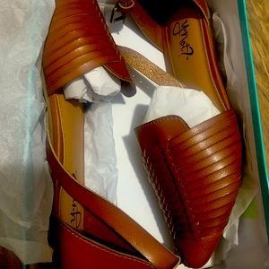 Brown leather sandals size 8 used once